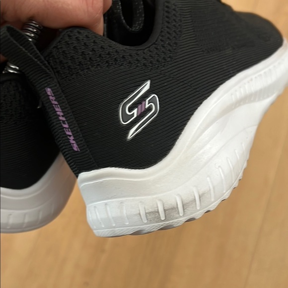Skechers Black and White Sneakers Modern Knit Design - Picture 5 of 13